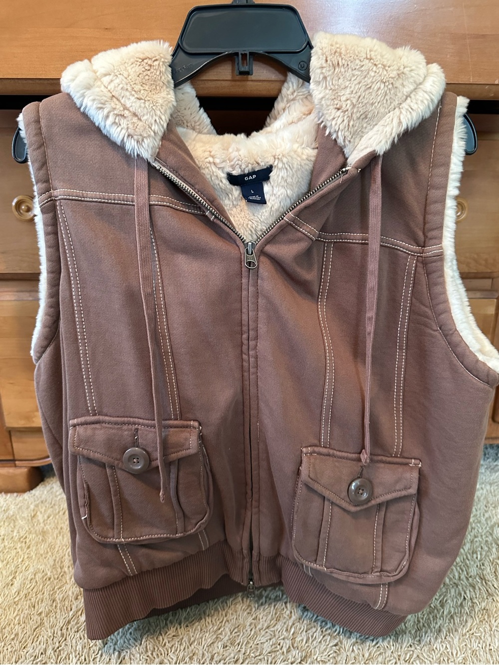 NWOT GAP SHERPA HOODED VEST